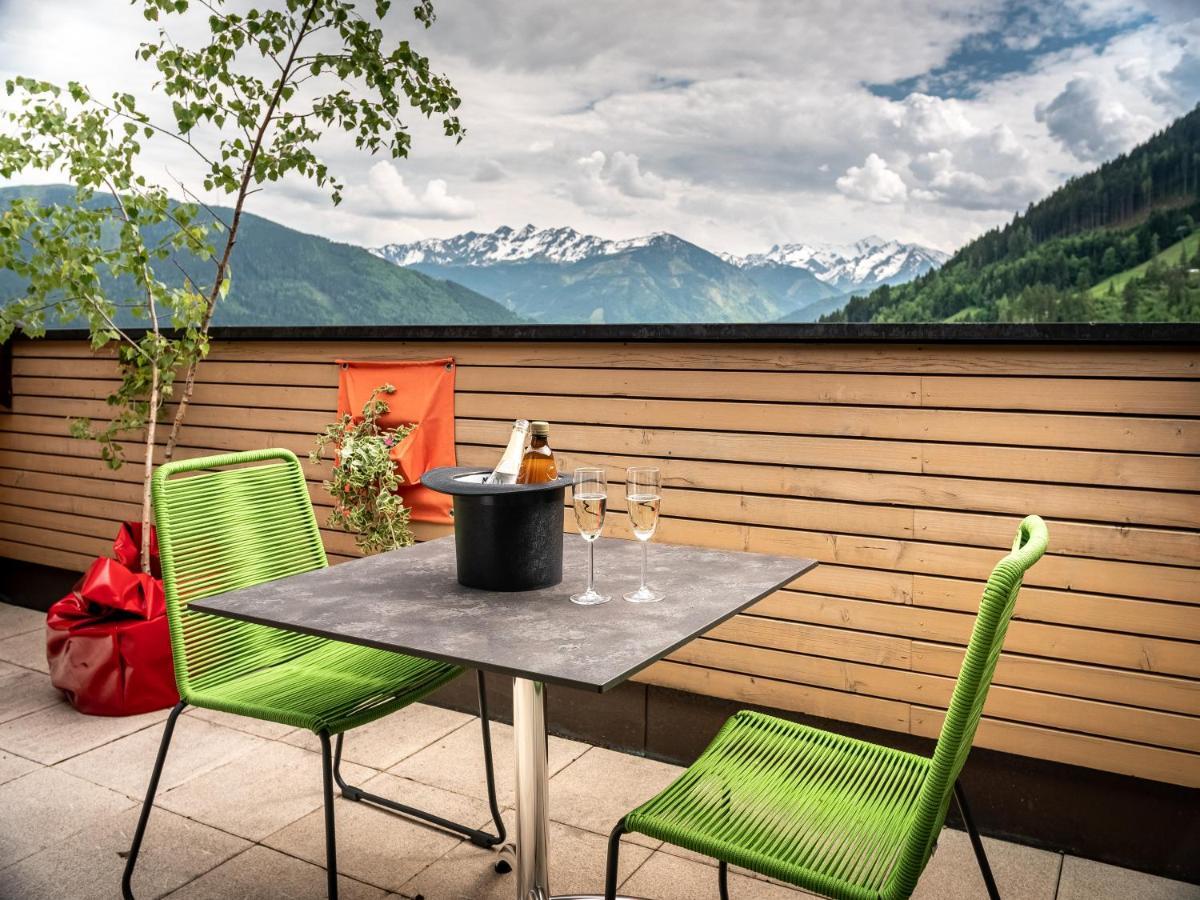 Der Sonnberg Alpinlodges - Apartments Mit Seeblick, Privater Sauna Und Self Check-In Zell am See Exterior foto
